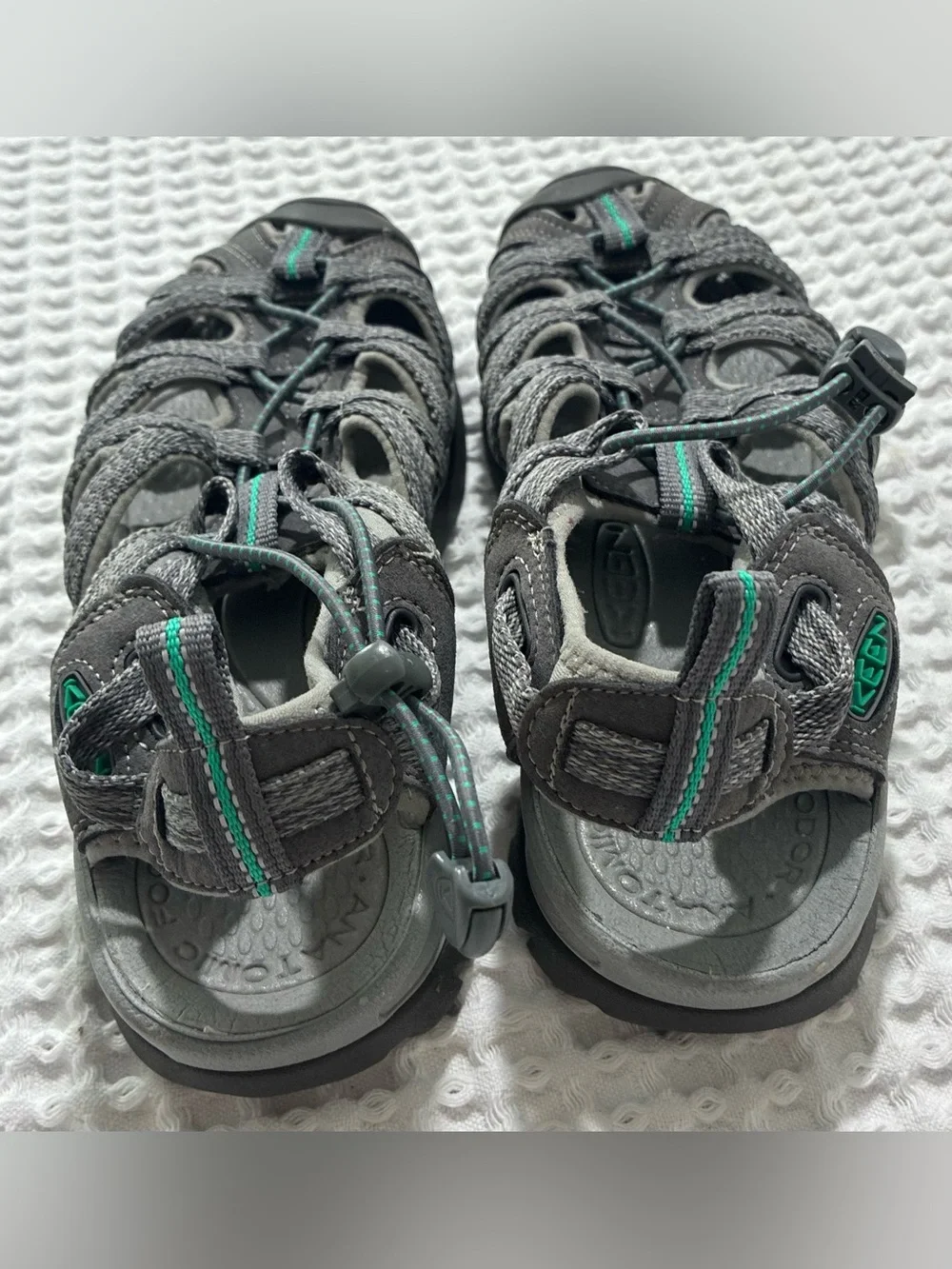 KEEN Womens Whisper Gray Sport Sandals Size 8 Hiking Waterproof Bungee - Picture 5 of 5